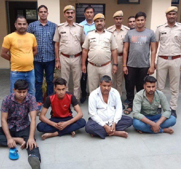 police munnabhai police munnabhai