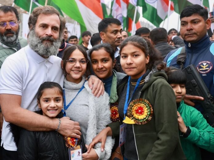 bchcho ke saath rahul